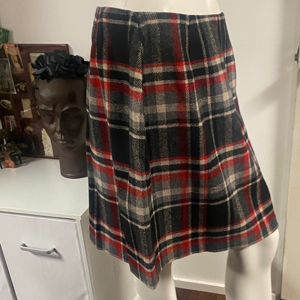 Bentley 90s Plaid Black & Red Women's Skirt - Picture 4 of 9